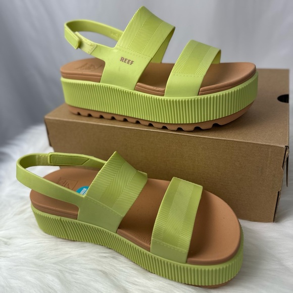 NWT Women’s Reef Water Vista Higher Platform Sandals bright green Sz 8 - Picture 2 of 10